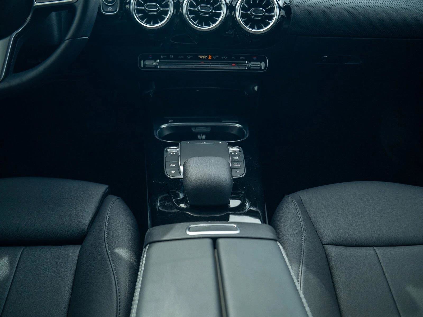 Certified 2022 Mercedes-Benz CLA 250 4MATIC image 25