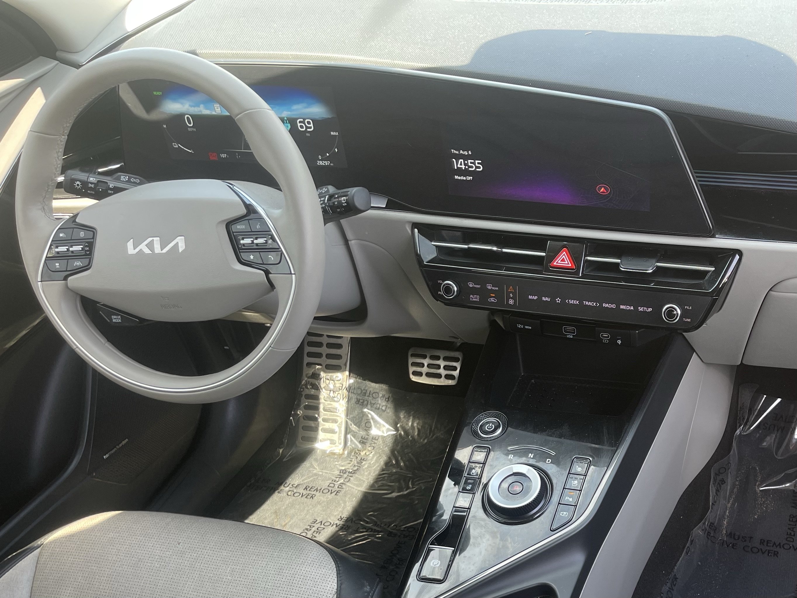 Certified 2023 Kia Niro Wave FWD image 12