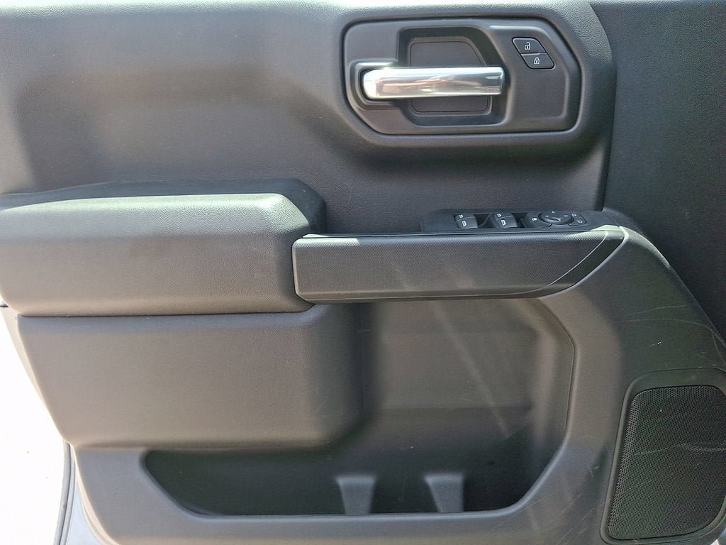Certified 2024 Chevrolet Silverado 1500 Custom w/ Turbomax Blackout Package AWD/4WD image 13