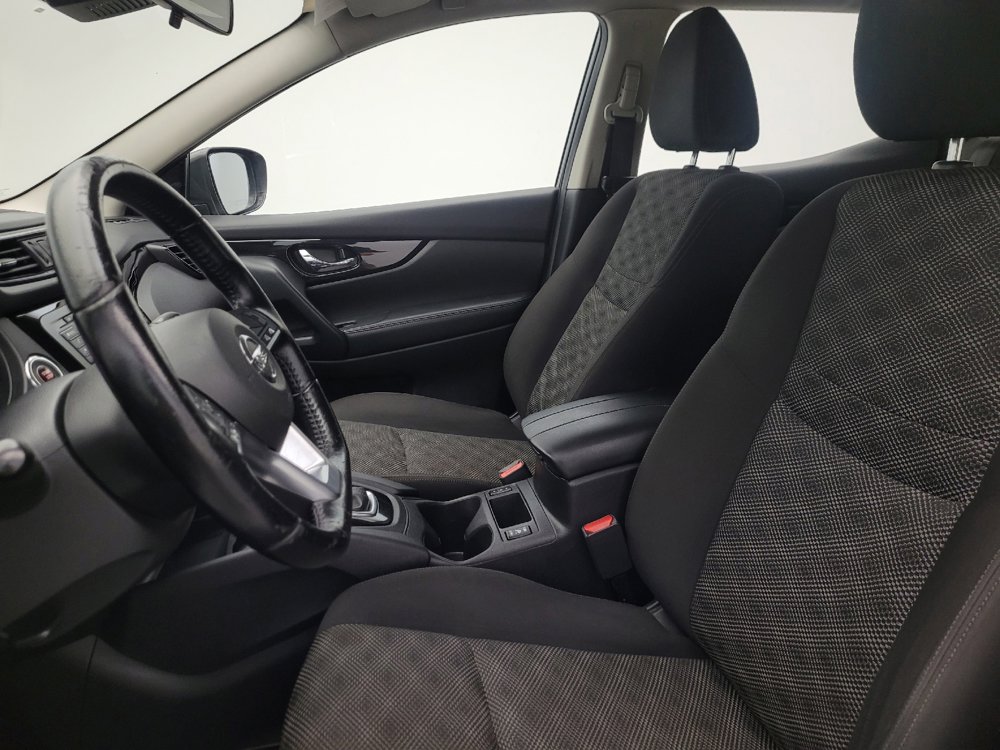 Used 2020 Nissan Rogue Sport SV w/ All-Weather Package FWD image 17