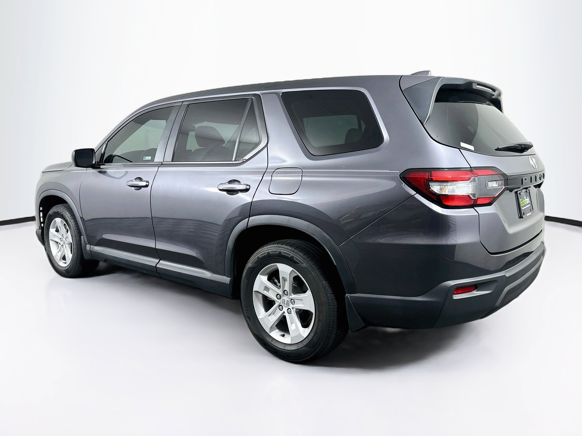 Used 2023 Honda Pilot LX image 5