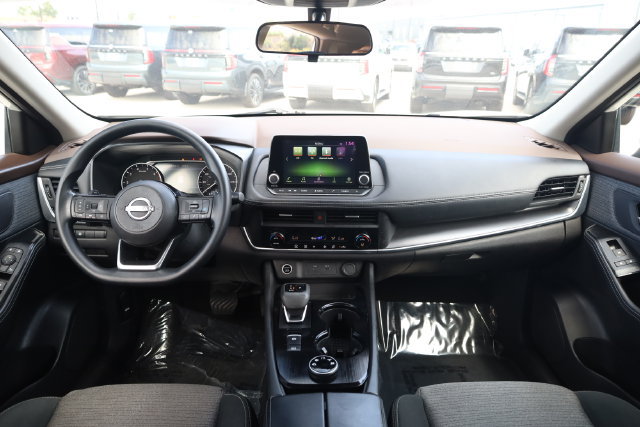Certified 2023 Nissan Rogue SV AWD/4WD image 16