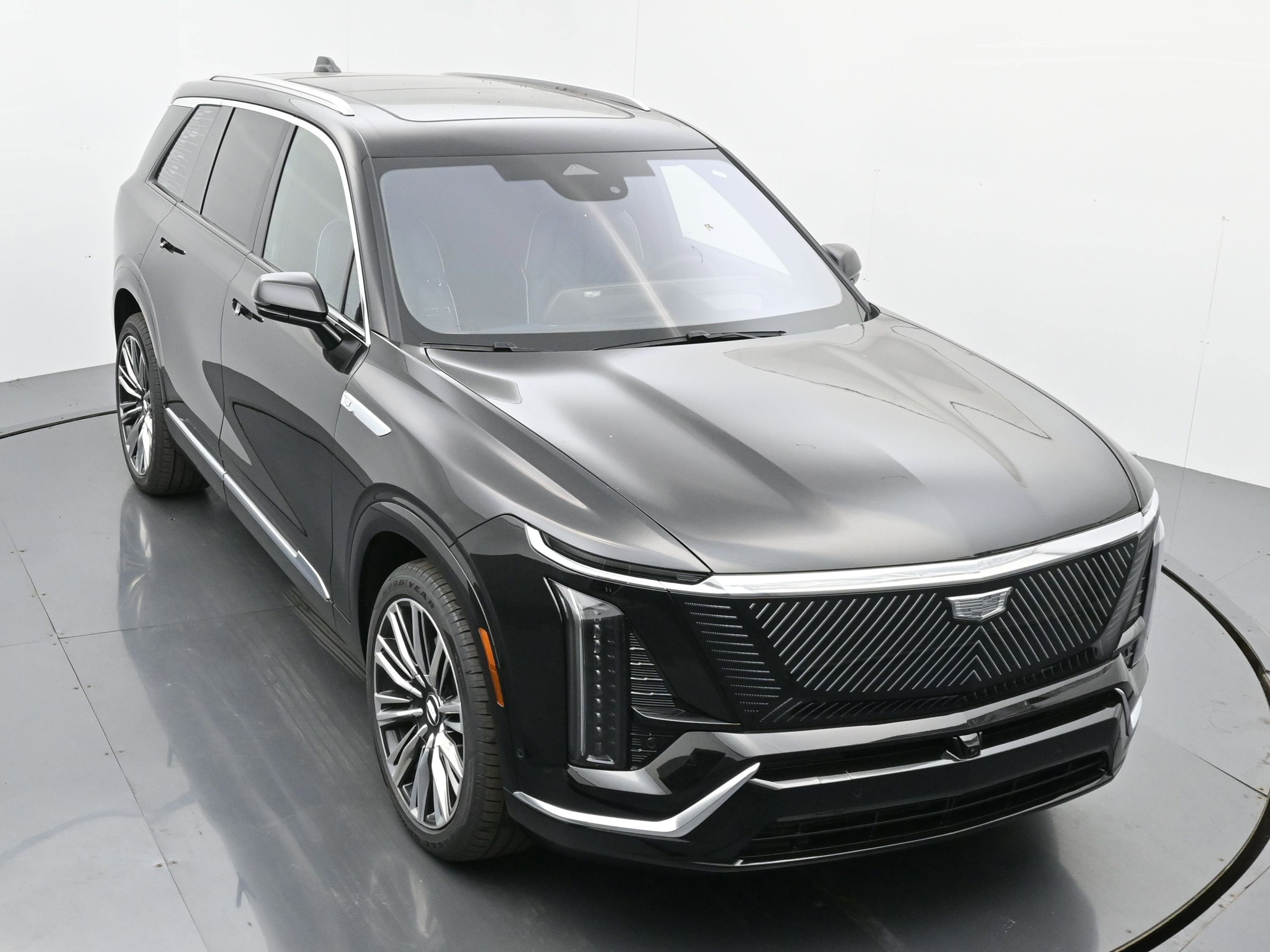 New 2026 Cadillac Vistiq Premium Luxury w/ LPO, Floor Liner Package image 30