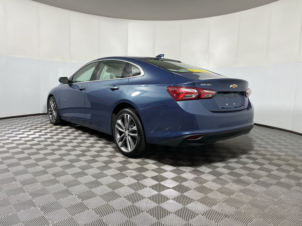 Used 2024 Chevrolet Malibu LT FWD image 6