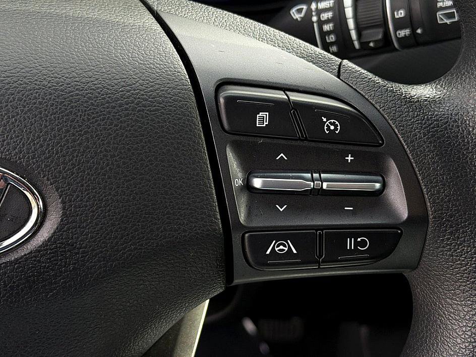 Certified 2023 Hyundai Kona SEL w/ Cargo Package image 16