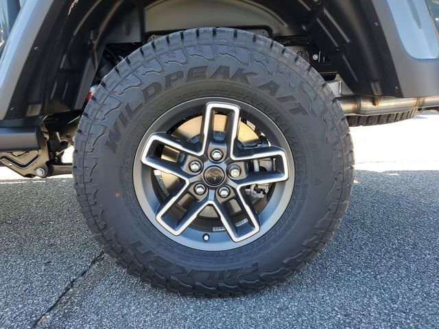 New 2025 Jeep Gladiator Mojave image 10