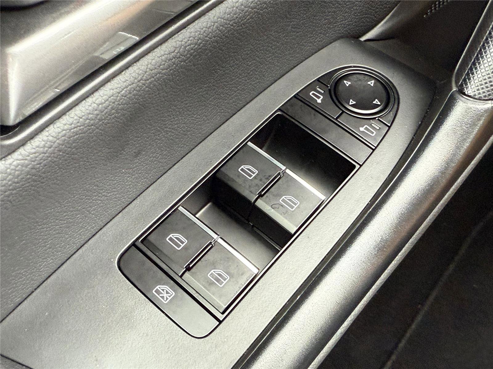 Certified 2025 MAZDA CX-50 AWD 2.5 Hybrid image 28