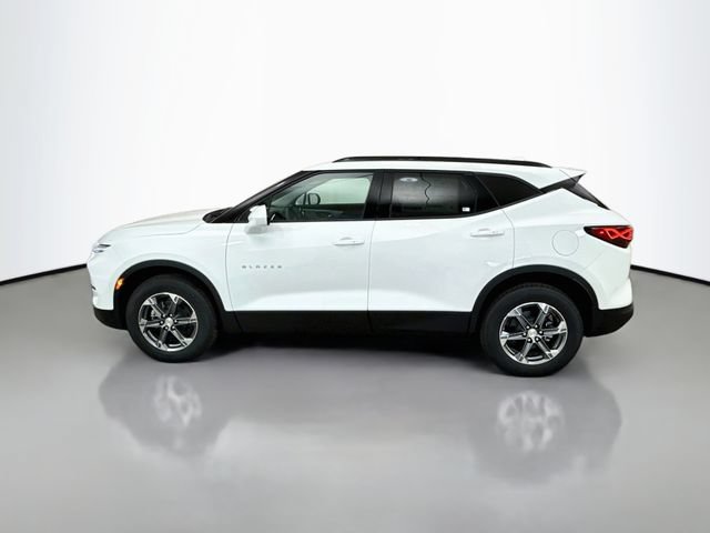 New 2026 Chevrolet Blazer LT w/ Convenience Package AWD/4WD image 4