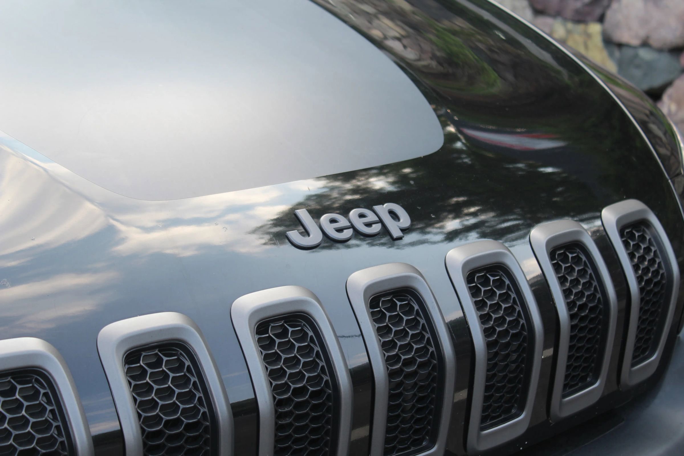 Used 2018 Jeep Cherokee Trailhawk image 39