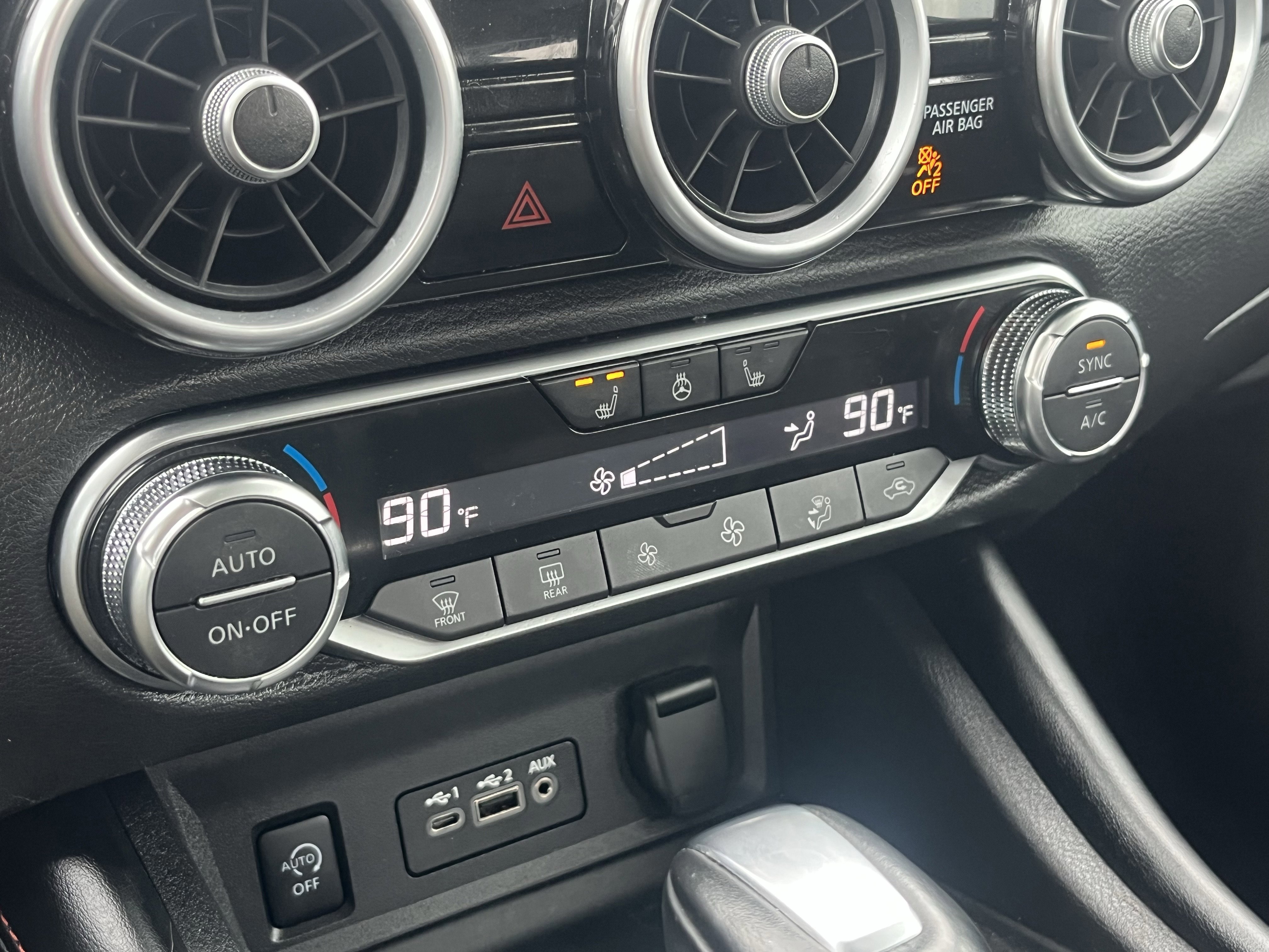 Used 2024 Nissan Sentra SR w/ SR Premium Package image 29