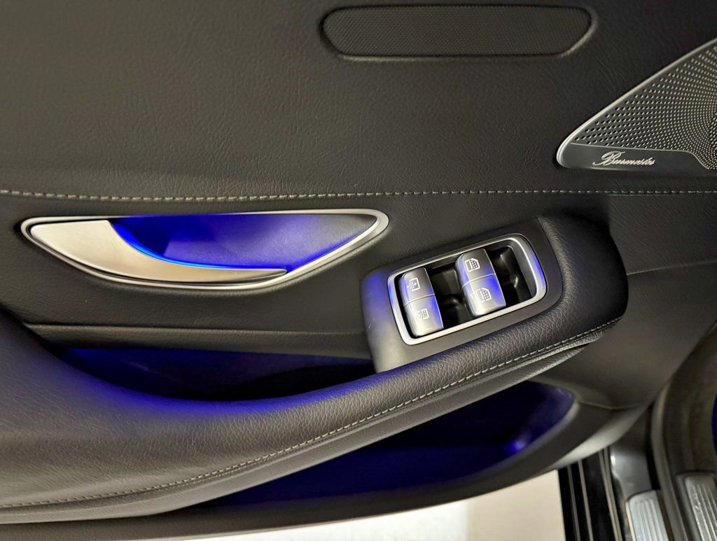 Used 2014 Mercedes-Benz S 550 Sedan image 36