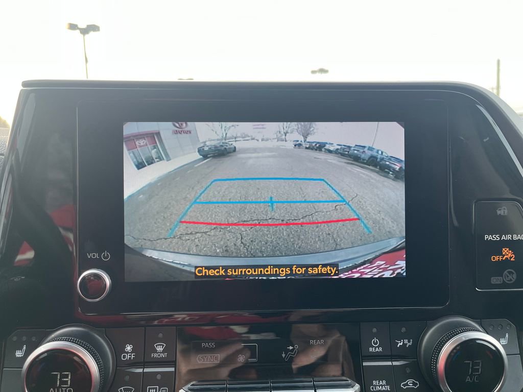 Certified 2023 Toyota Highlander XLE image 23