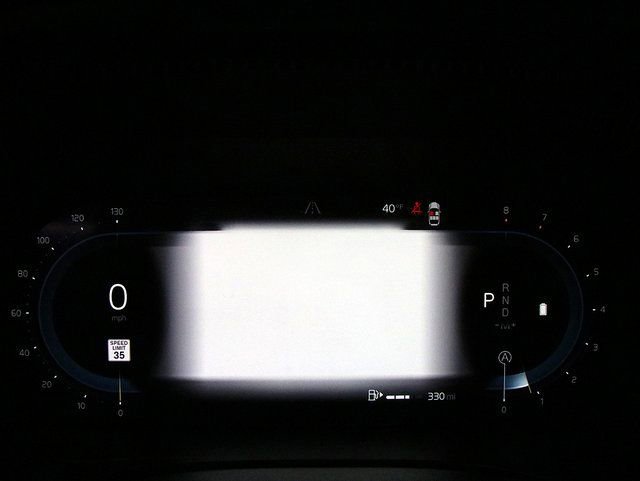 Used 2023 Volvo XC60 B5 Plus w/ Protection Package Premier image 15