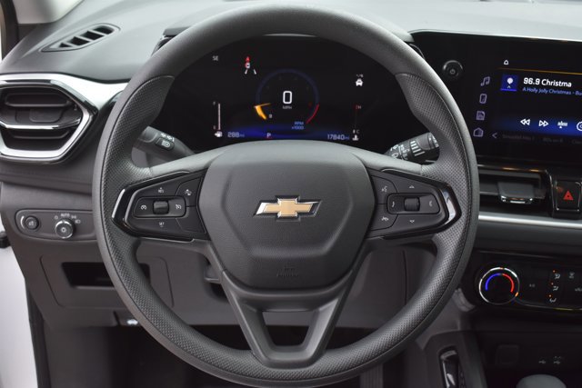 Used 2025 Chevrolet TrailBlazer LT image 19