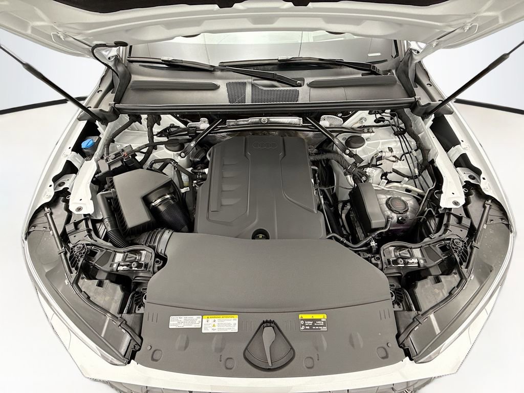 Used 2025 Audi Q5 Premium Plus w/ Premium Plus image 30