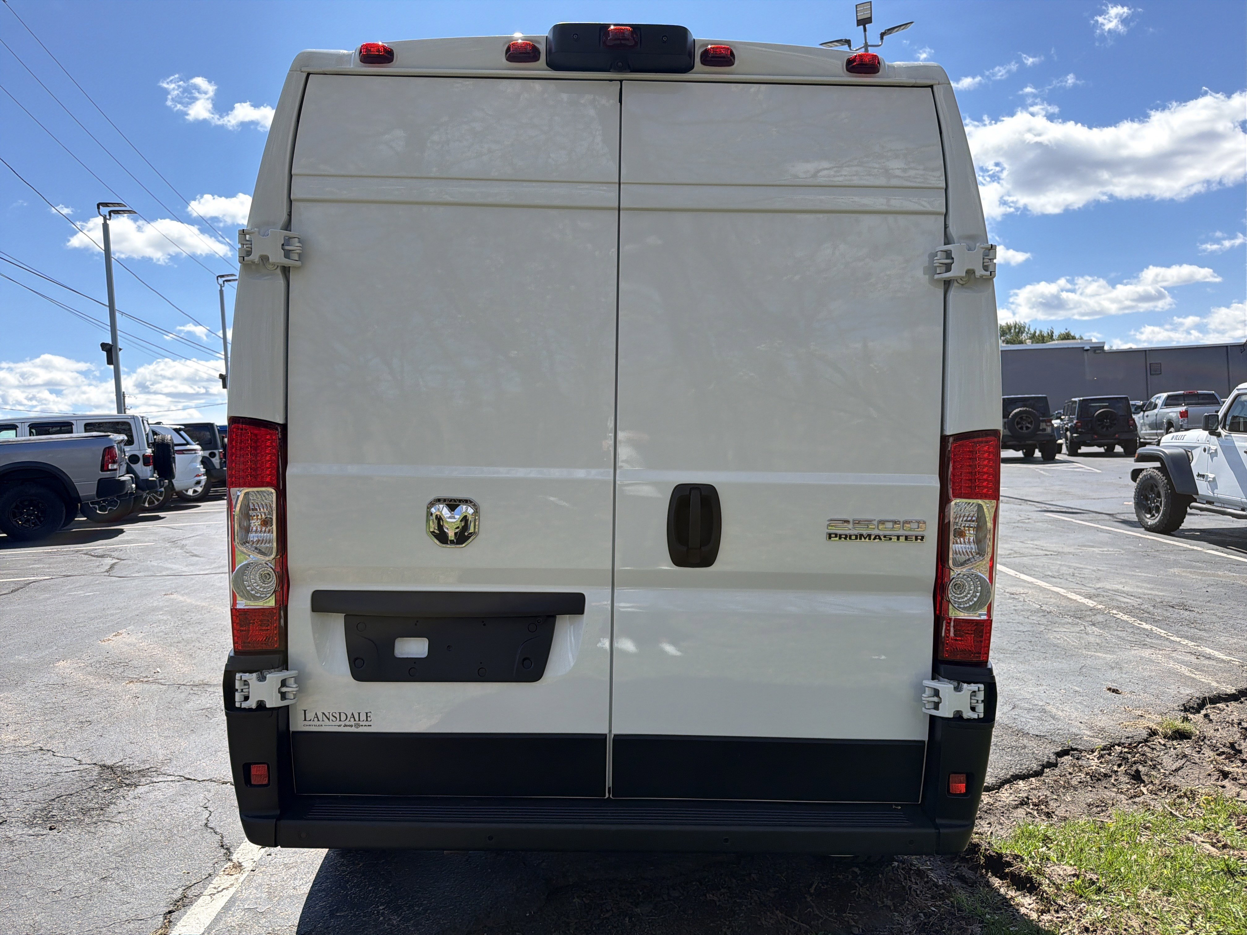 Used 2024 RAM ProMaster 2500 w/ Quick Order Package 22G SLT FWD image 6