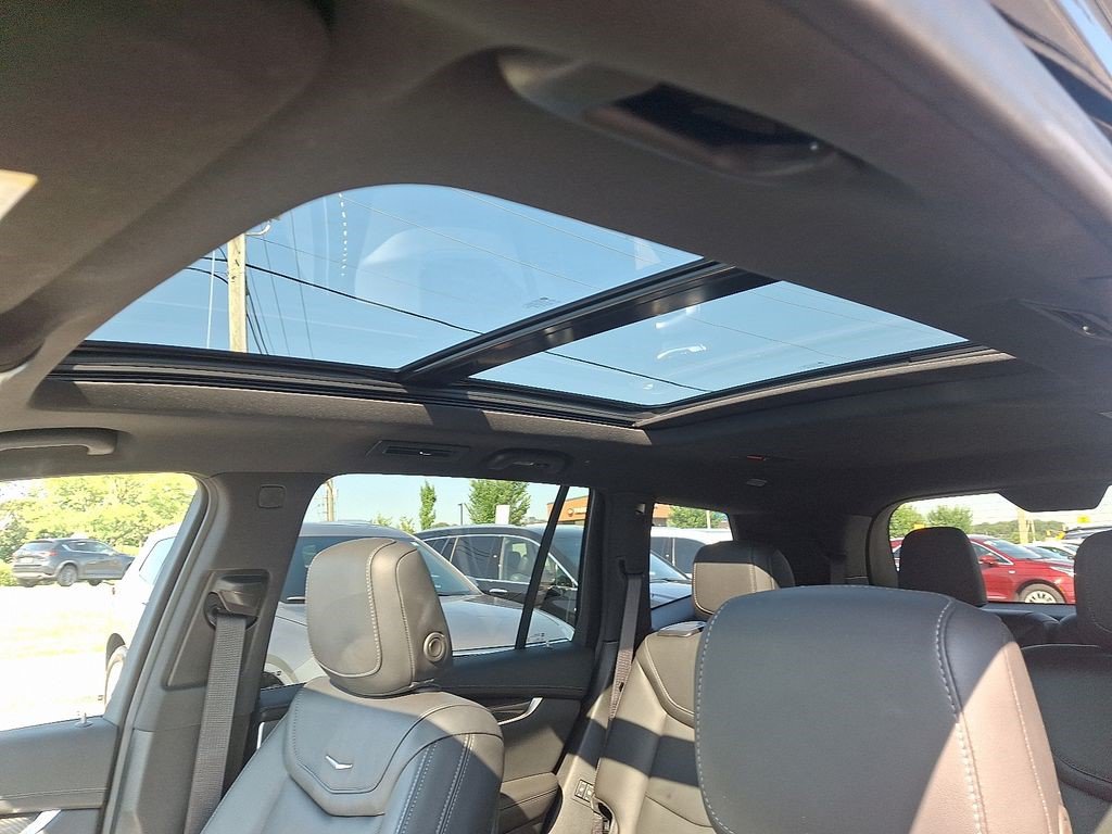 Certified 2024 Cadillac XT6 Sport w/ LPO, ONYX Package AWD/4WD image 18