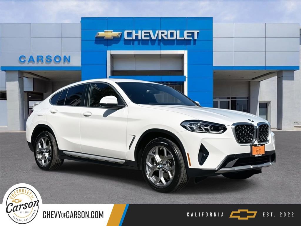 Used 2025 BMW X4 xDrive30i image 1