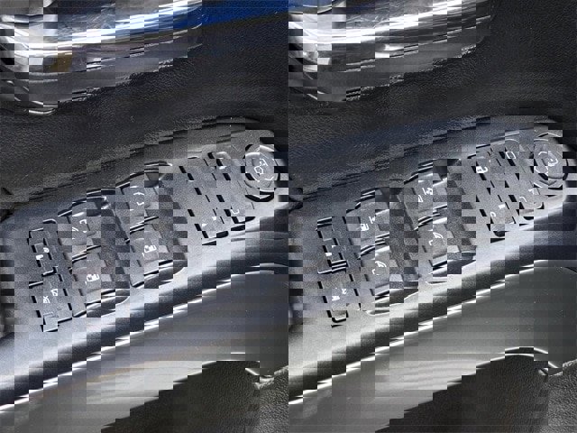 Used 2018 Chevrolet Silverado 1500 LT w/ LT Eassist Package image 13