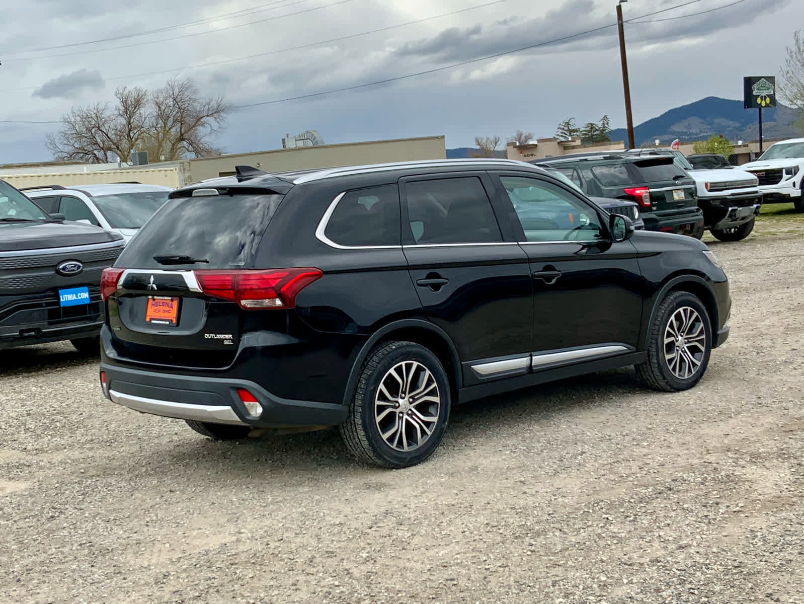 Used 2018 Mitsubishi Outlander SEL AWD/4WD image 5
