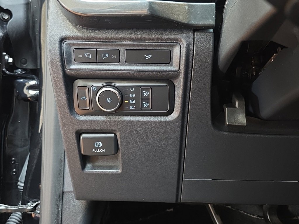 Used 2022 Ford F150 XLT image 26