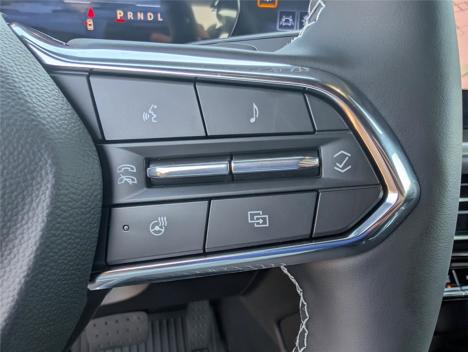 New 2026 Chevrolet Traverse LT w/ Enhanced Driving Package FWD image 25