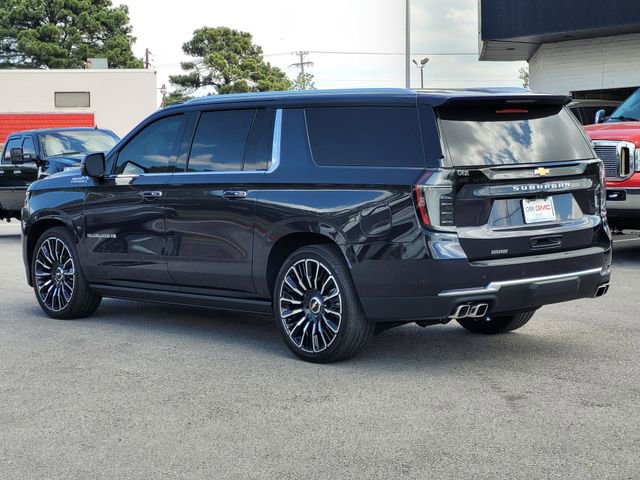 Used 2025 Chevrolet Suburban High Country image 6