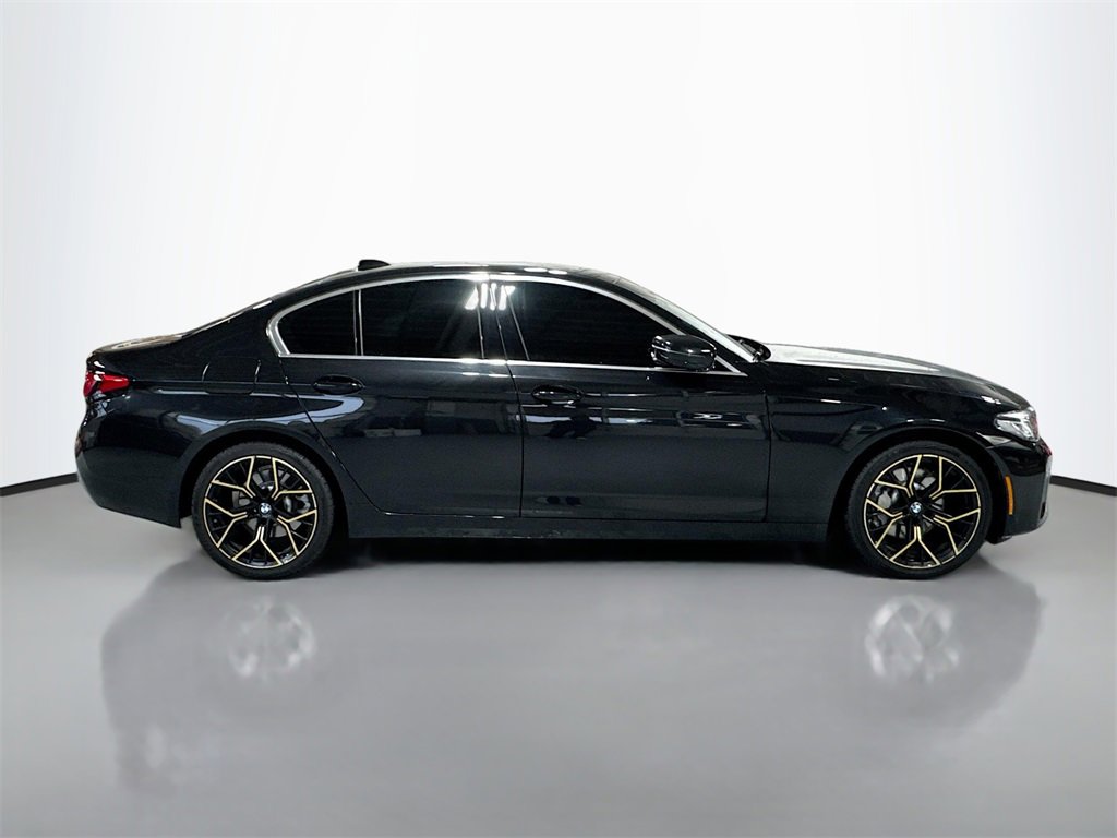 Used 2022 BMW 530i w/ Convenience Package image 5