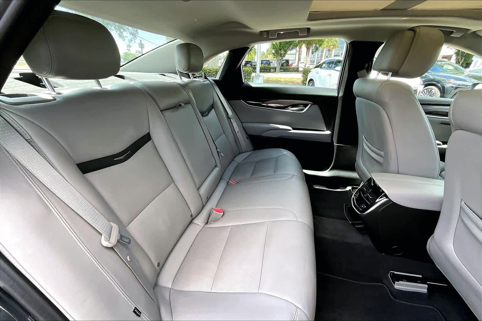 Used 2013 Cadillac XTS Luxury w/ Driver Awareness Package AWD/4WD image 20