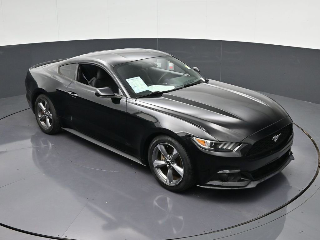 Used 2016 Ford Mustang Coupe w/ Equipment Group 051A RWD image 26