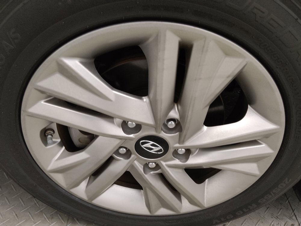 Used 2020 Hyundai Elantra SEL FWD image 31