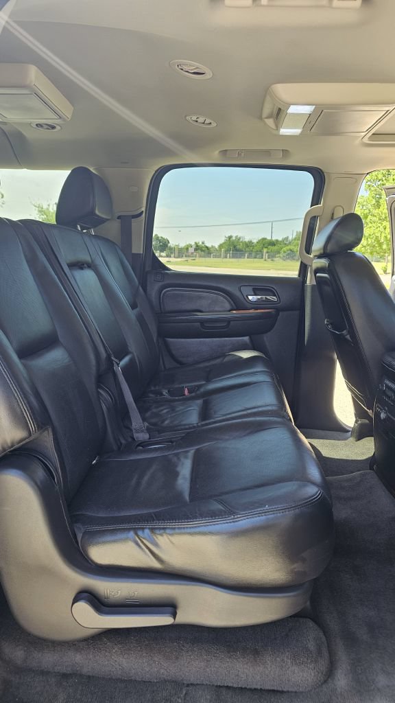Used 2008 Cadillac Escalade ESV AWD image 10