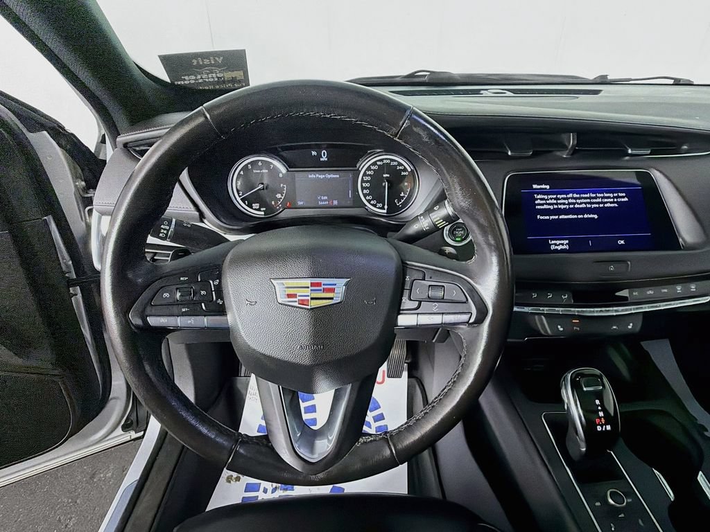 Used 2020 Cadillac XT4 Premium Luxury w/ Driver Awareness Package AWD/4WD image 11