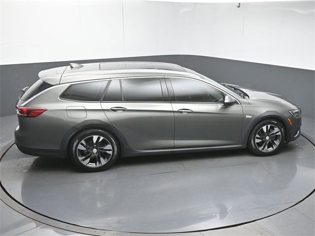 Used 2018 Buick Regal Essence w/ Driver Confidence Package #1 image 50