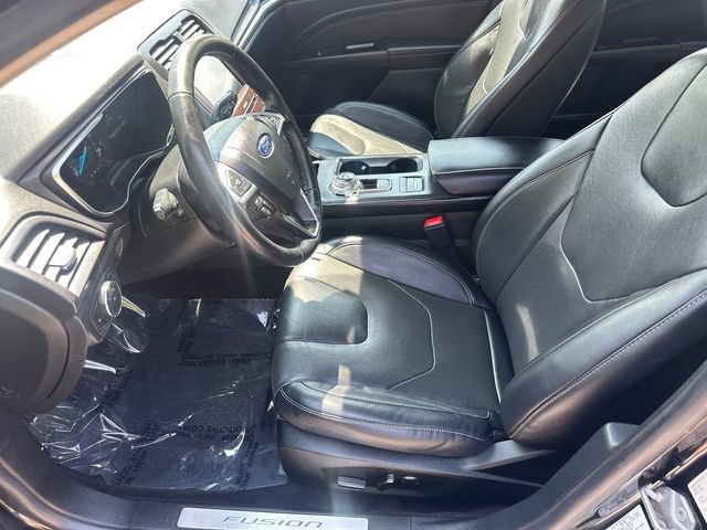 Used 2020 Ford Fusion Titanium FWD image 27
