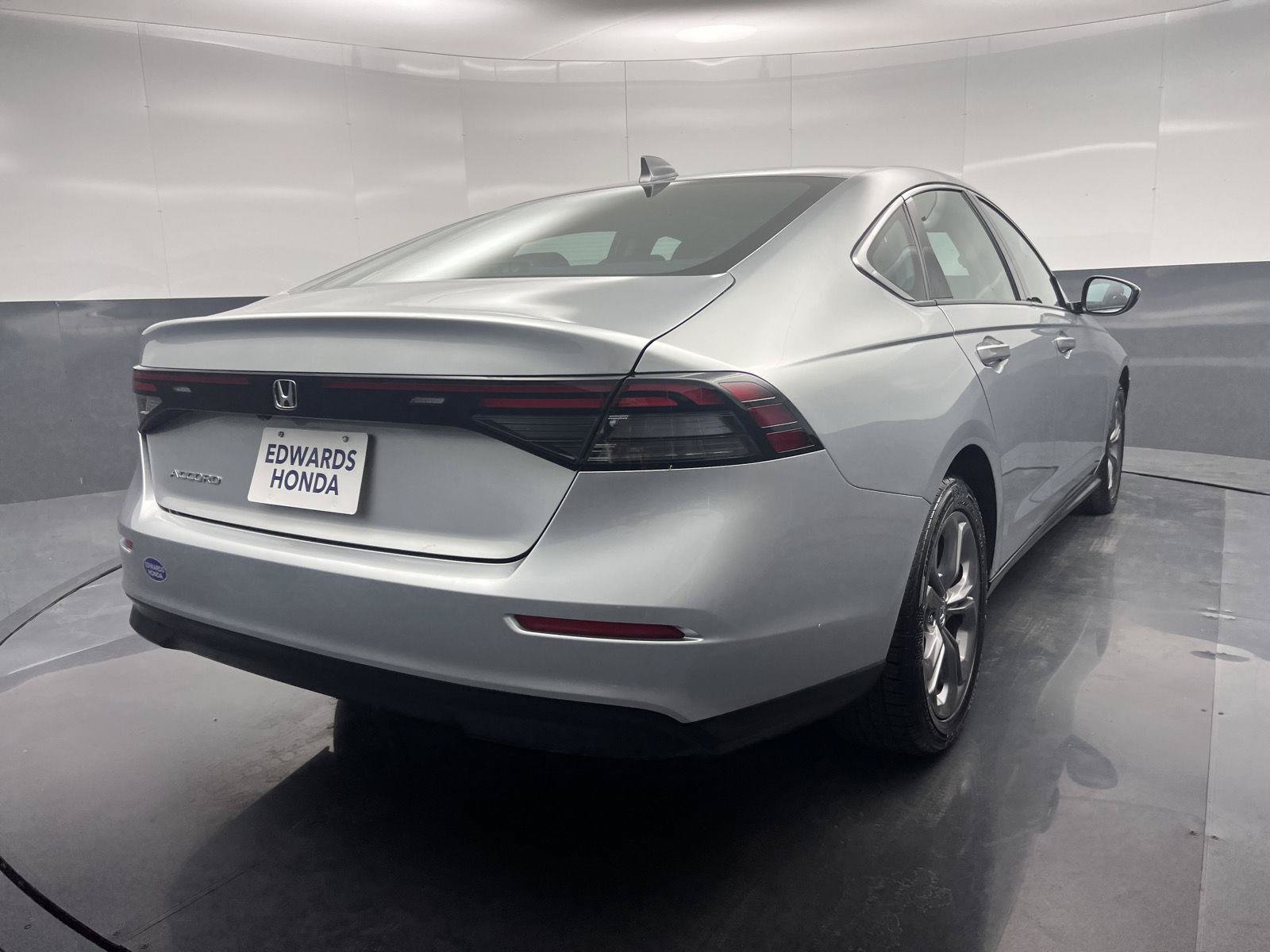 Certified 2024 Honda Accord EX image 31