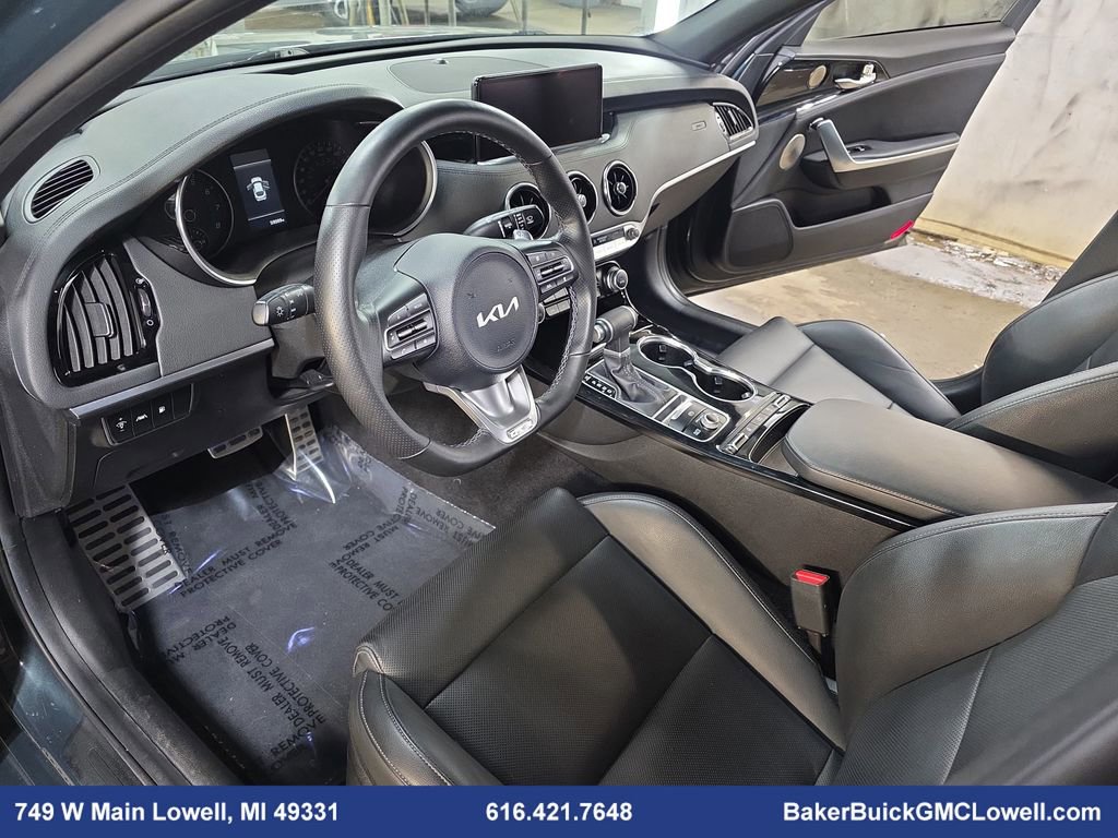 Used 2022 Kia Stinger GT-Line w/ Sun & Sound Package image 15
