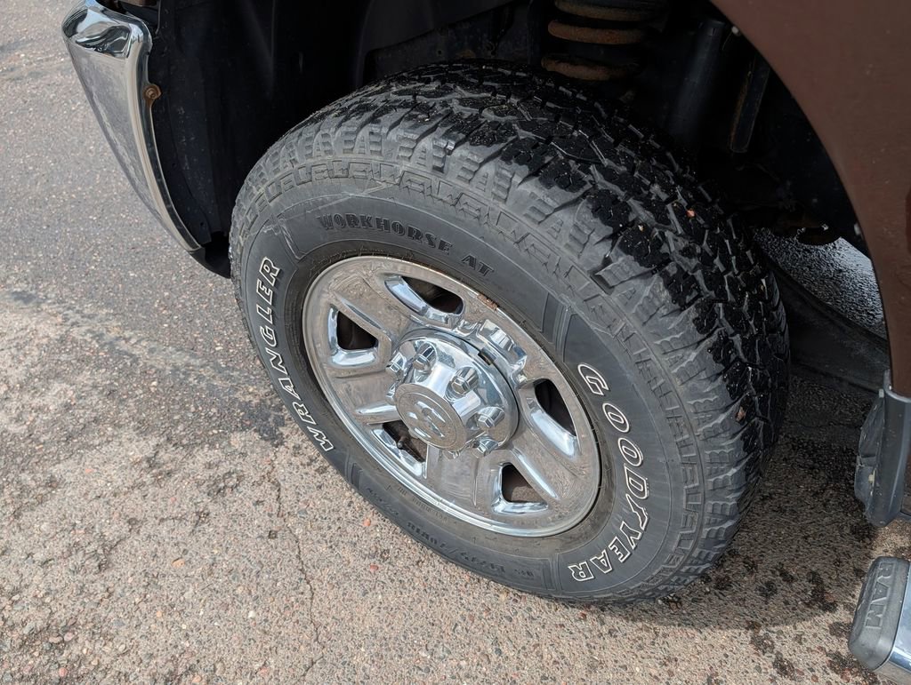 Used 2014 RAM 3500 Tradesman w/ Chrome Appearance Group AWD/4WD image 5