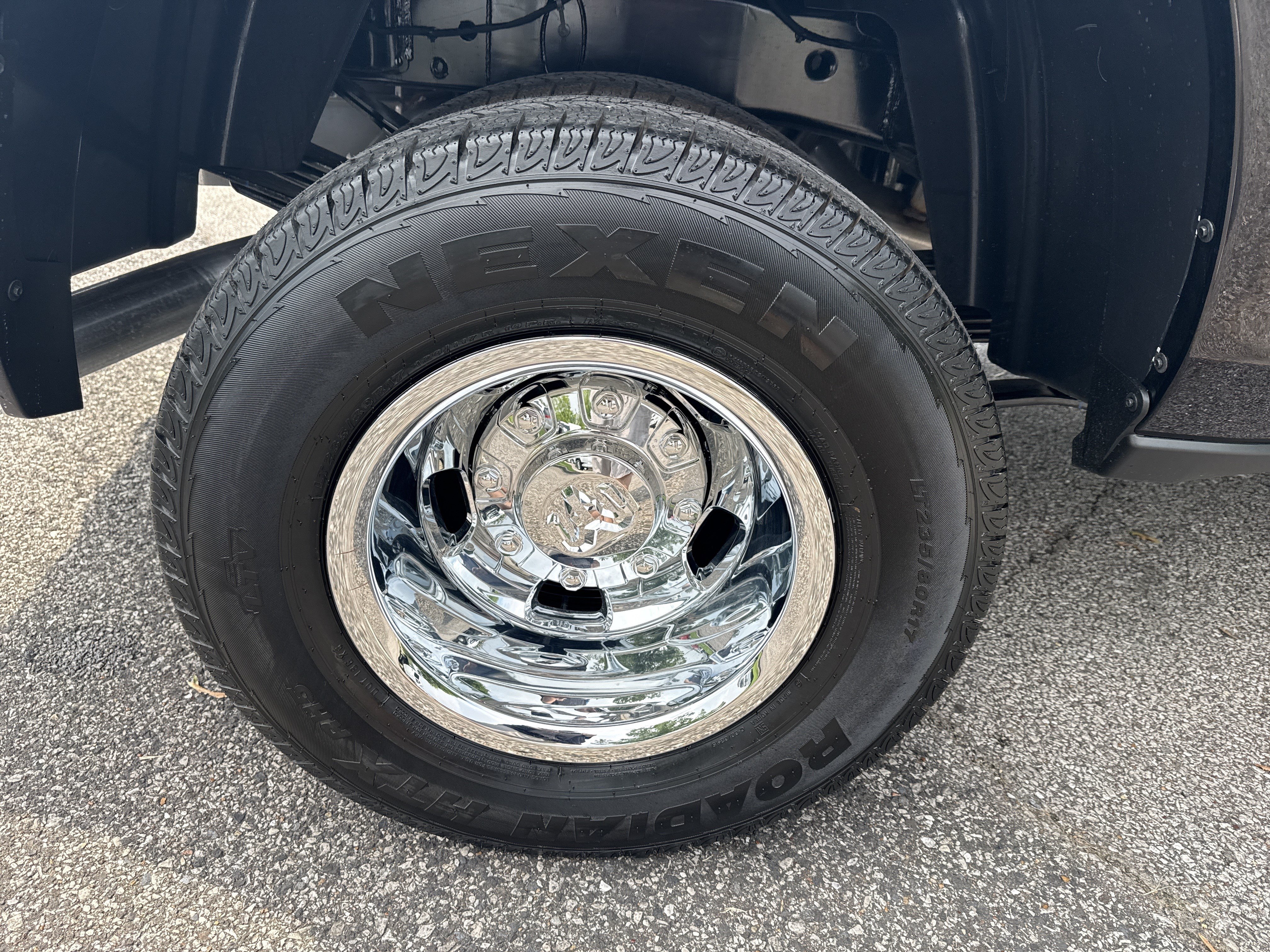 New 2026 RAM 3500 Tradesman w/ Chrome Appearance Group A AWD/4WD image 17