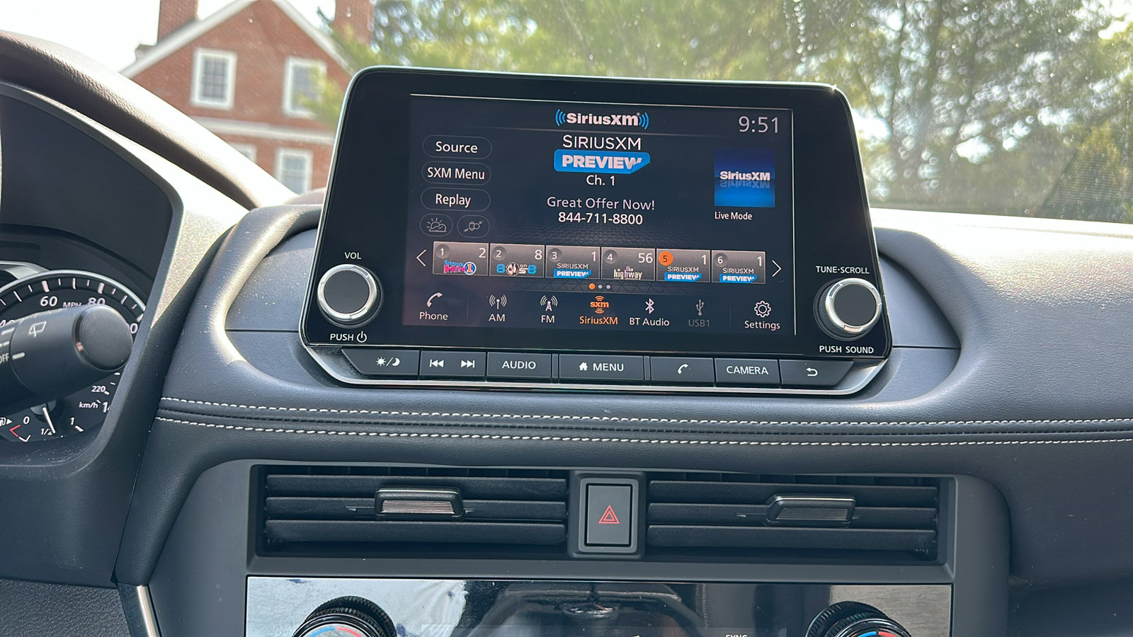 Certified 2023 Nissan Rogue SV image 17