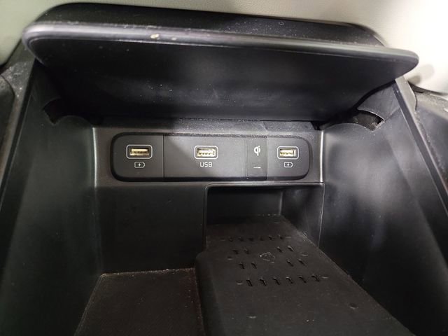 Certified 2023 Kia Sorento EX image 29