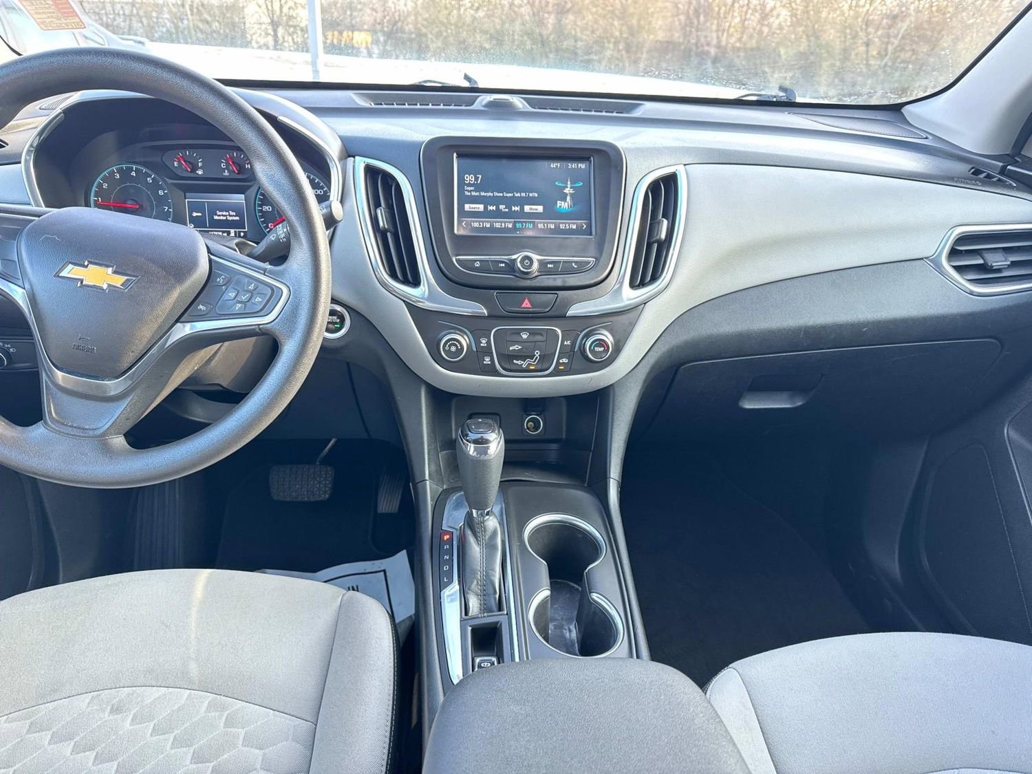 Used 2018 Chevrolet Equinox LS image 19