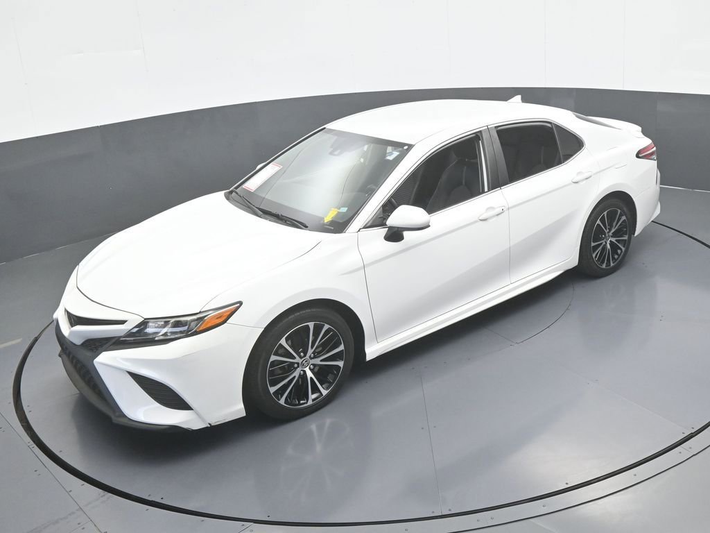Used 2020 Toyota Camry SE image 40
