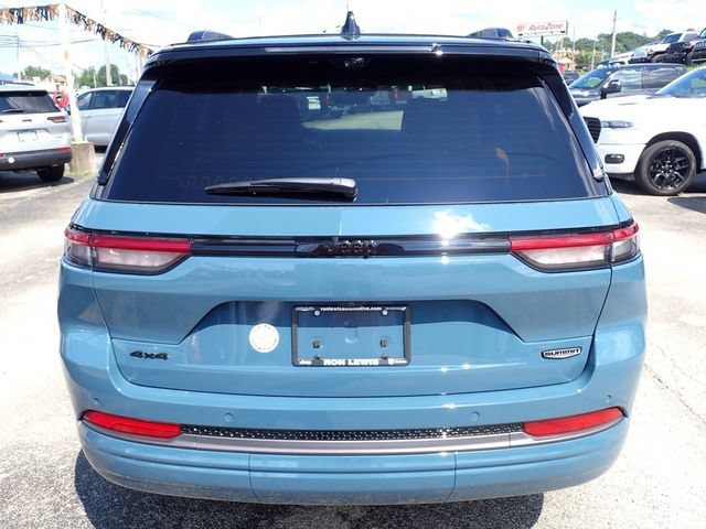New 2026 Jeep Grand Cherokee Summit w/ Obsidian Package AWD/4WD image 4