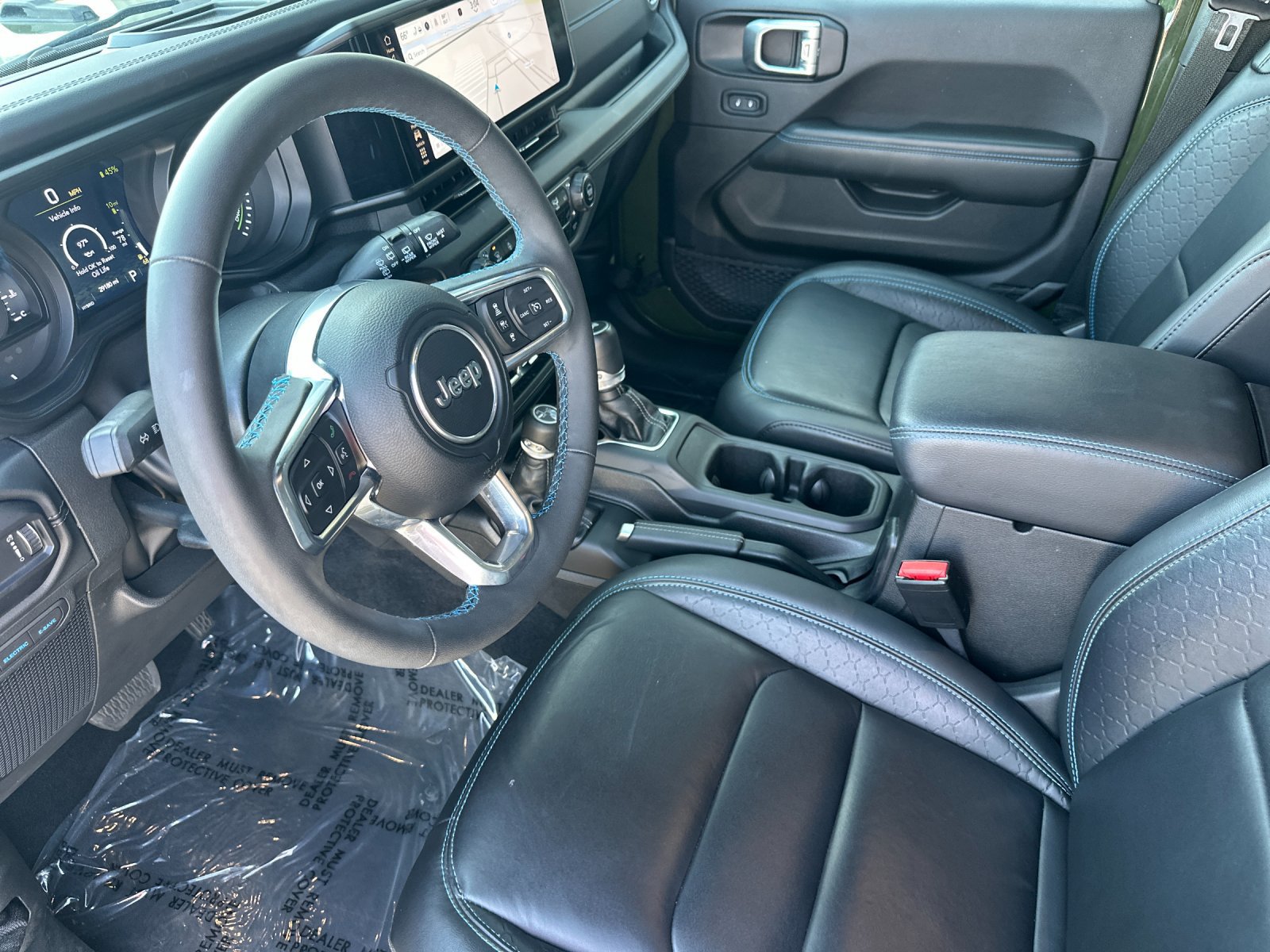 Used 2024 Jeep Wrangler High Altitude AWD/4WD image 10