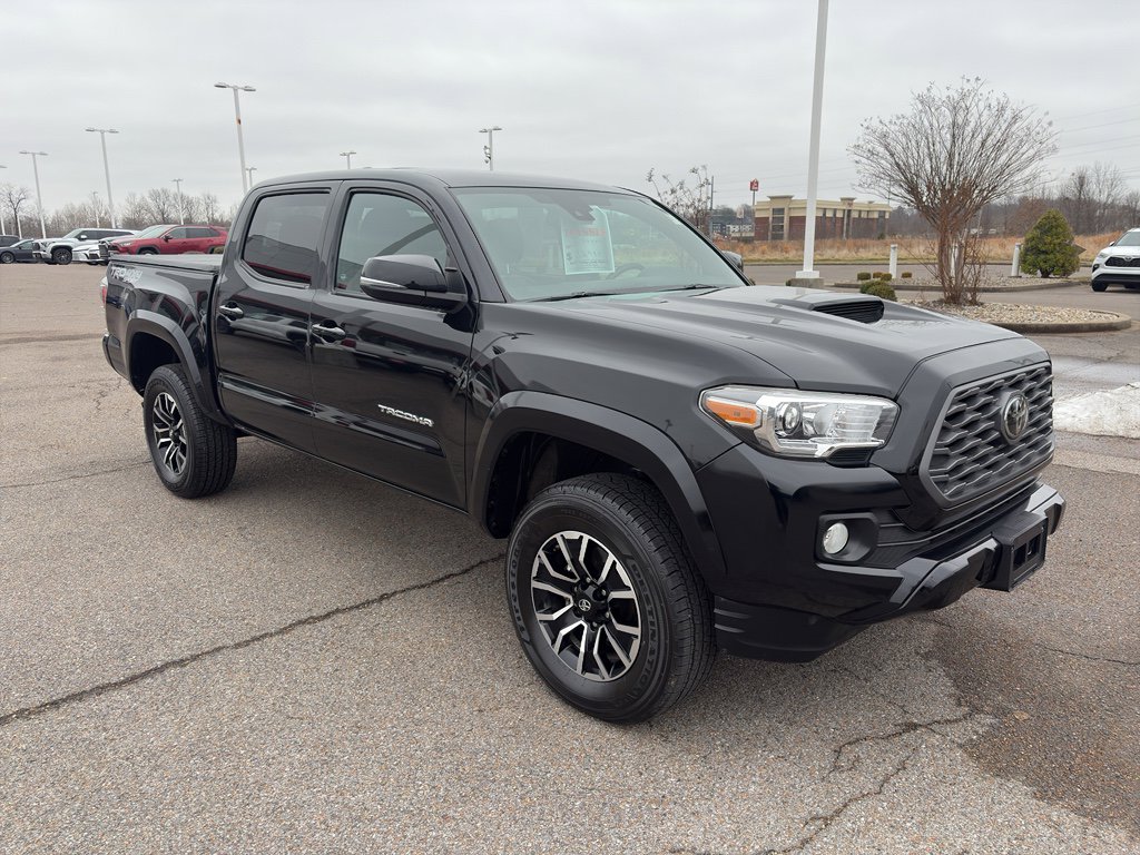 Used 2020 Toyota Tacoma TRD Sport w/ TRD Premium Sport Package image 7