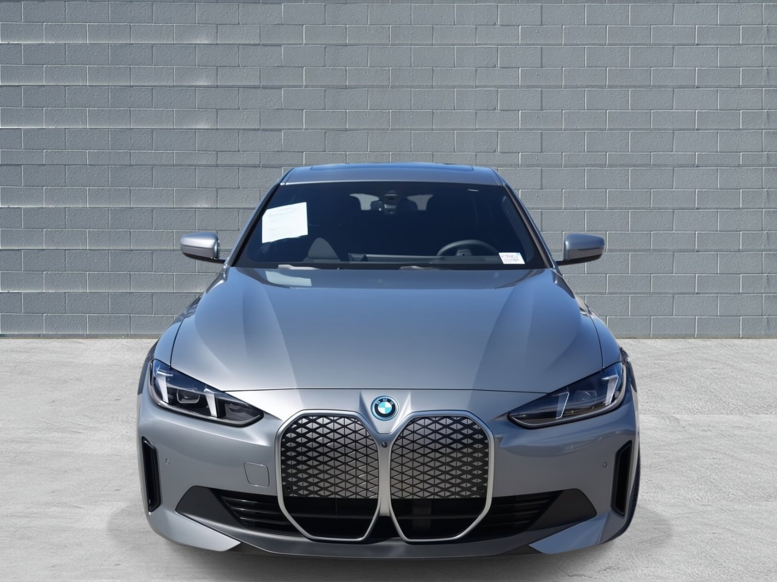 Certified 2025 BMW i4 xDrive40i image 2