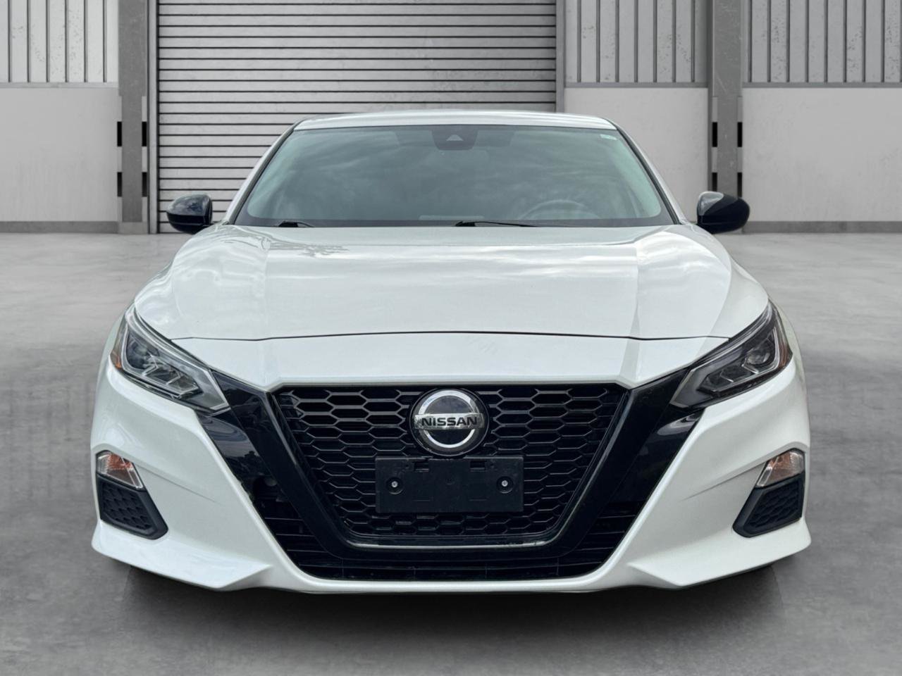 Used 2020 Nissan Altima 2.5 SR AWD/4WD image 9
