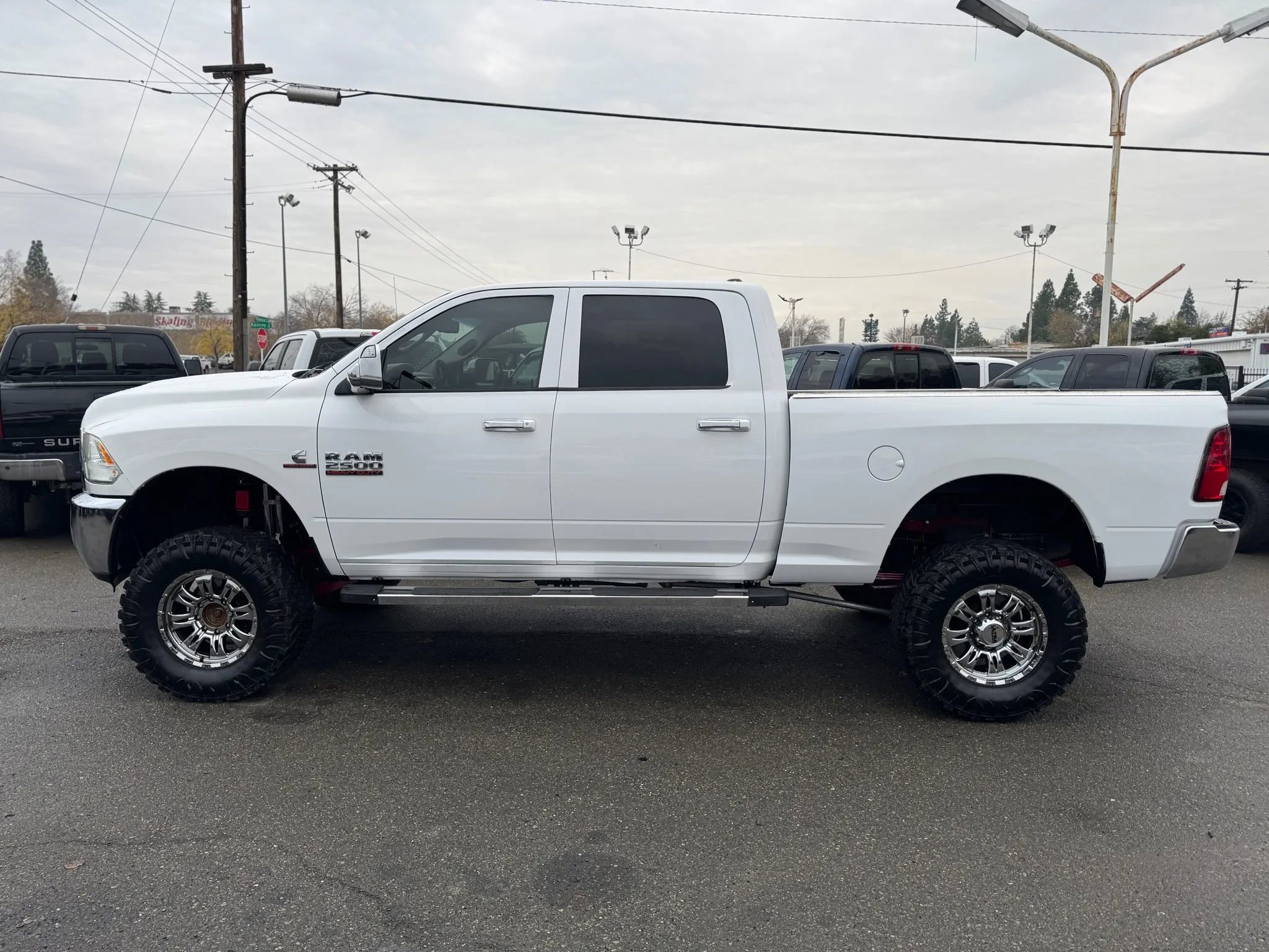 Used 2013 RAM 2500 Tradesman w/ Chrome Appearance Group AWD/4WD image 6