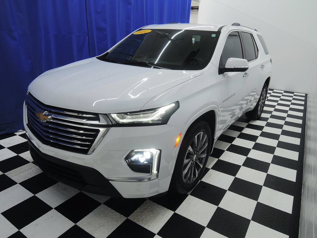 Used 2022 Chevrolet Traverse Premier AWD/4WD image 3